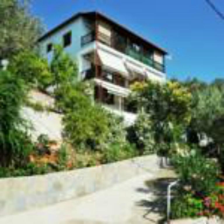 Violetta Studios&Apartments Milína Esterno foto